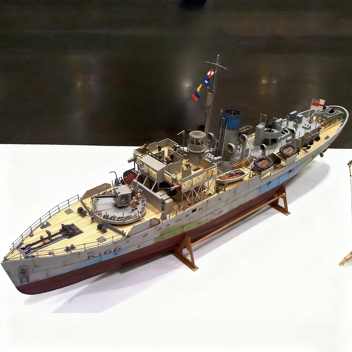 Model Kit Revell - Model statku w skali 1/72, fregata
